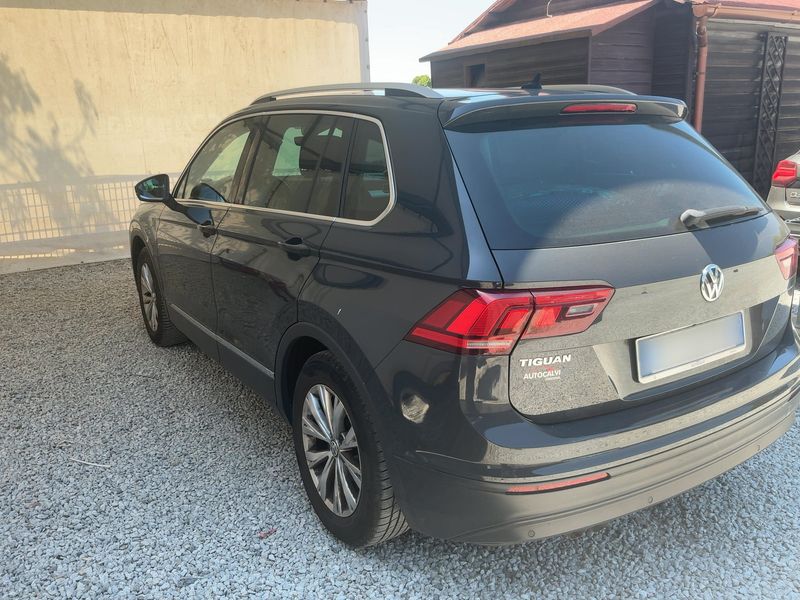 Volkswagen Tiguan 2.0 TDI Business BlueMotion Tech 2019 – снимка 6
