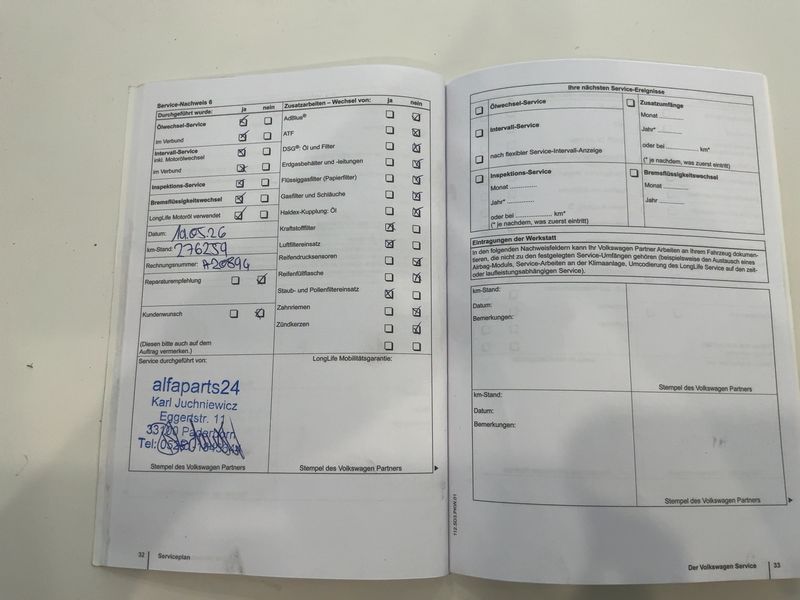 Volkswagen Touran 1.6 TDI Highline BlueMotion Tech 2011 – снимка 22