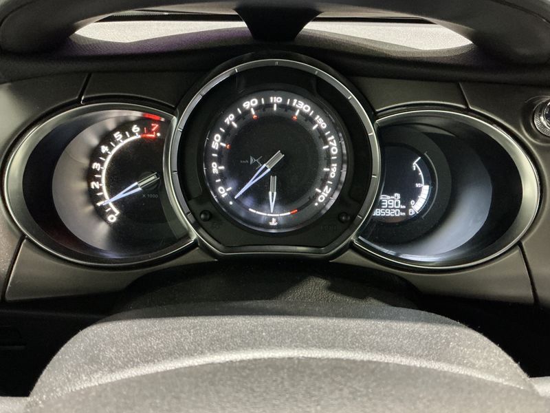 DS Automobiles DS3 1.2 PureTech SoChic 2018 – снимка 18