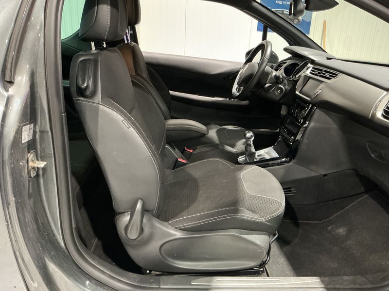 DS Automobiles DS3 1.2 PureTech SoChic 2018 – снимка 16