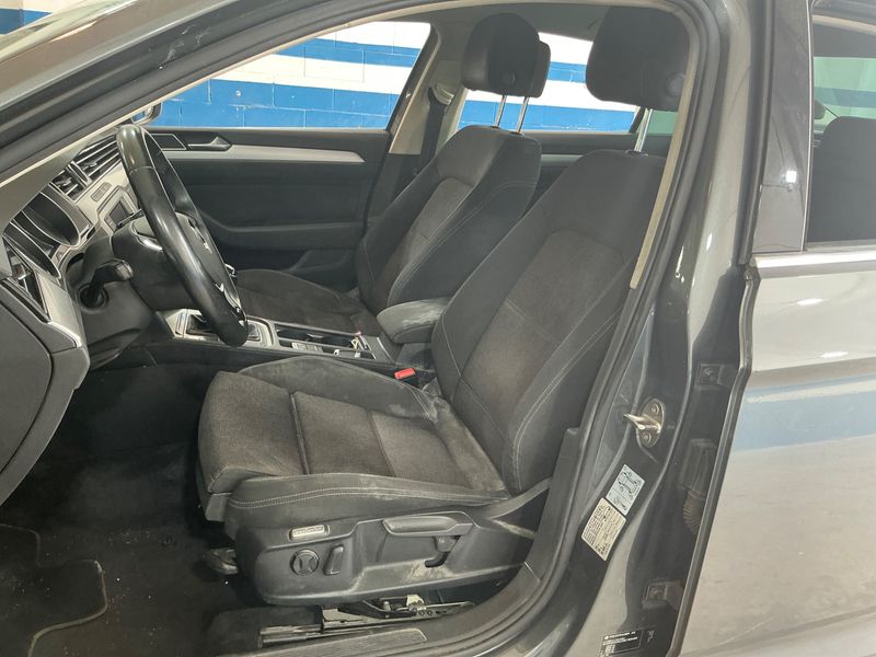 Volkswagen Passat 1.4 TSI ACT Advance BlueMotion Tech 2016 – снимка 26