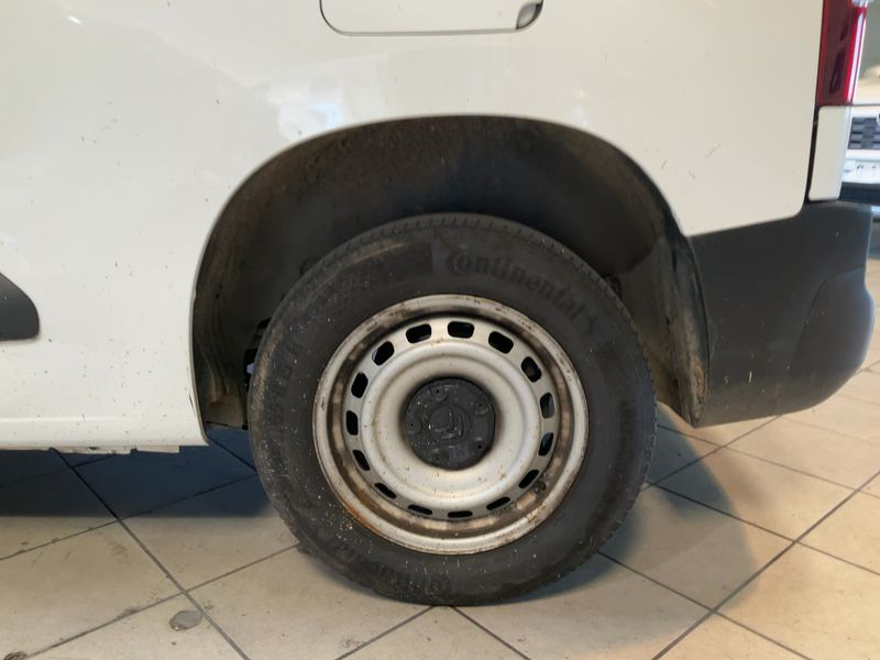 Citroen Berlingo 1.5 Blue-HDi Club M 2022 – снимка 5