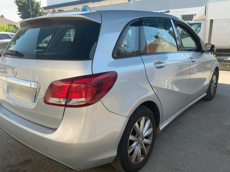 Mercedes-Benz B-Klasse B 180 CDI 2015 – снимка 8