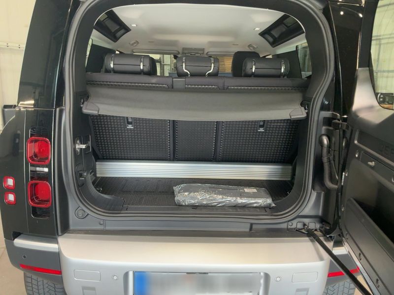 Land Rover Defender D200 Mild-Hybrid 90 SE 2021 – снимка 15