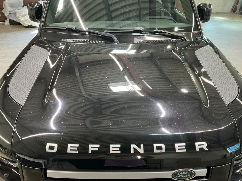 Land Rover Defender D200 Mild-Hybrid 90 SE 2021 – снимка 24