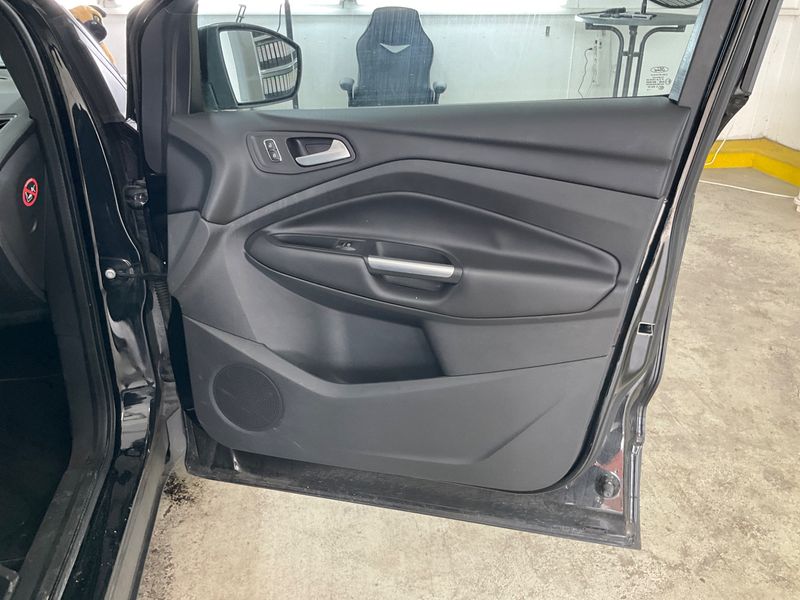 Ford Kuga 1.6 EcoBoost Trend 2014 – снимка 22