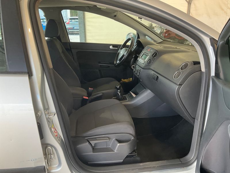Volkswagen Golf V Plus 1.6 Comfortline 2008 – снимка 3