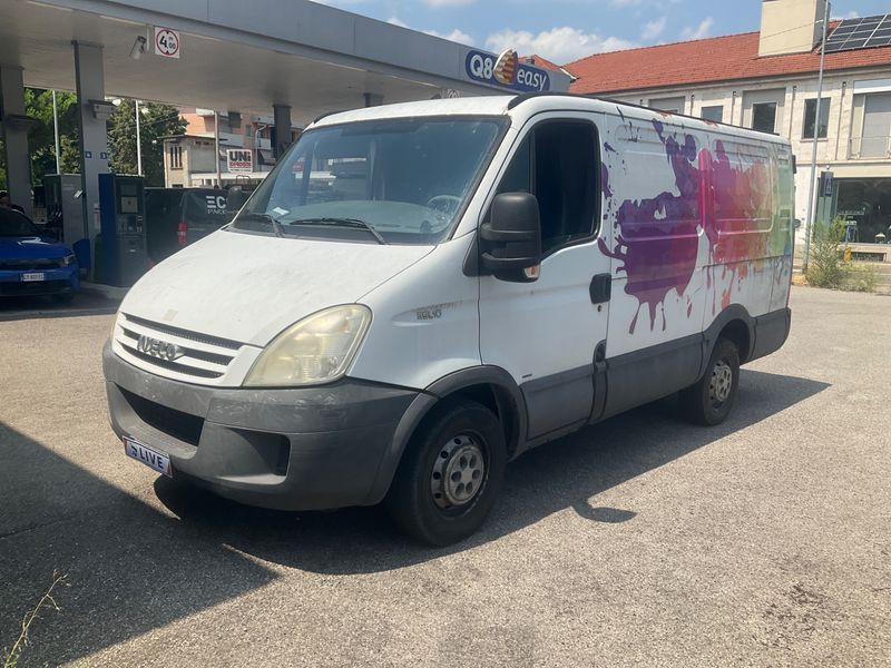 Iveco Daily 2.3 Diesel Ka 29 L Radstand 3000 2008 – снимка 1