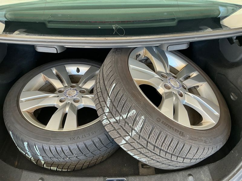 Mercedes-Benz C-Klasse C 350 CGI 4Matic BlueEfficiency Avantgarde 2013 – снимка 15