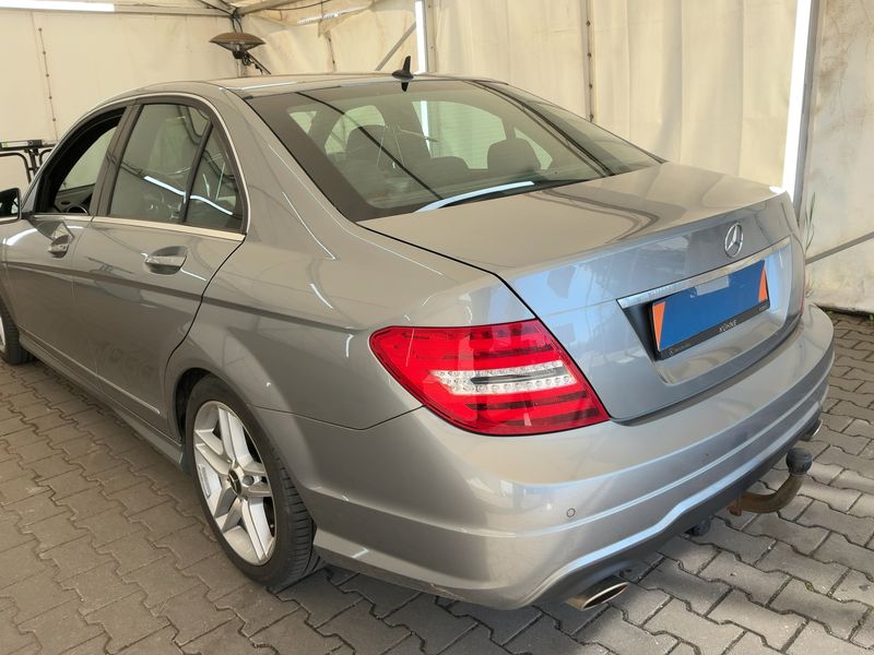 Mercedes-Benz C-Klasse C 350 CGI 4Matic BlueEfficiency Avantgarde 2013 – снимка 6