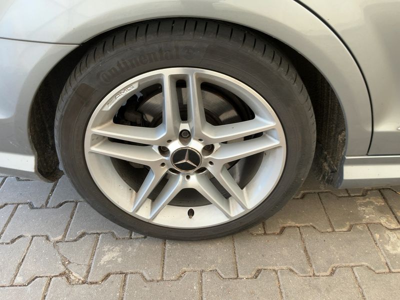 Mercedes-Benz C-Klasse C 350 CGI 4Matic BlueEfficiency Avantgarde 2013 – снимка 9