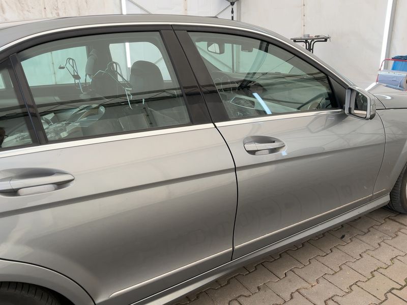 Mercedes-Benz C-Klasse C 350 CGI 4Matic BlueEfficiency Avantgarde 2013 – снимка 10
