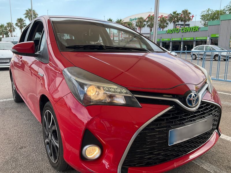 Toyota Yaris 1.5 Hybrid Active 2016 – снимка 12