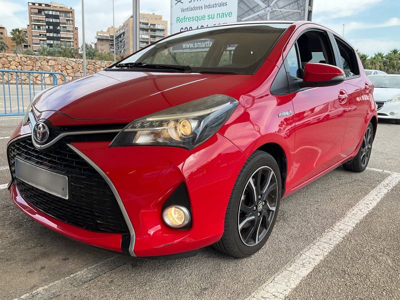 Toyota Yaris 1.5 Hybrid Active 2016 – снимка 1