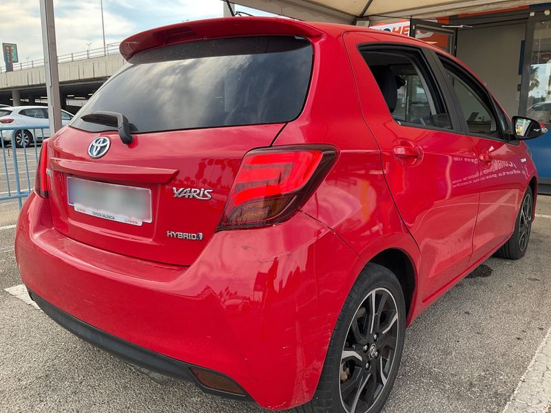 Toyota Yaris 1.5 Hybrid Active 2016 – снимка 8