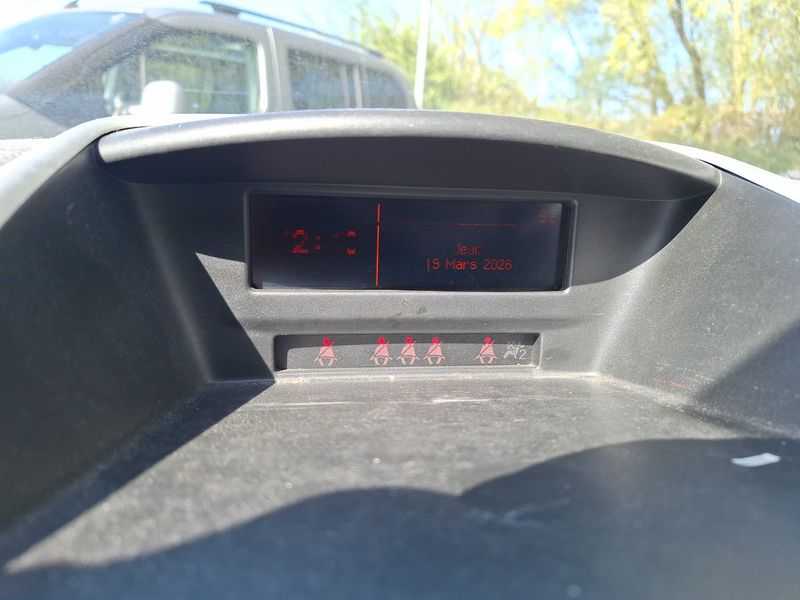 Peugeot 207 1.6 HDi Série 64 2009 – снимка 58