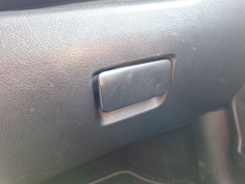 Peugeot 207 1.6 HDi Série 64 2009 – снимка 66