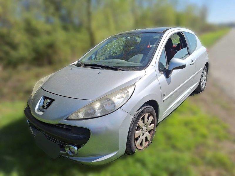 Peugeot 207 1.6 HDi Série 64 2009 – снимка 1