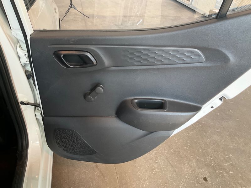 Hyundai i10 1.0 LPG Advanced 2021 – снимка 26