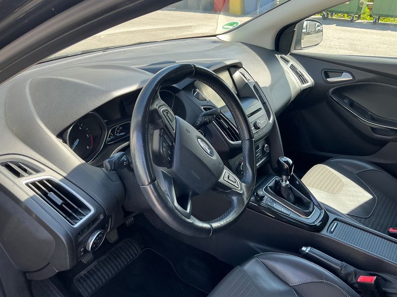 Ford Focus 1.5 TDCi Titanium 2015 – снимка 36