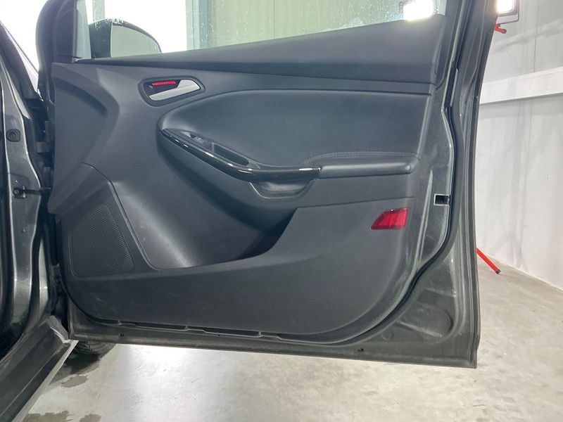 Ford Focus 1.5 TDCi Titanium 2015 – снимка 26