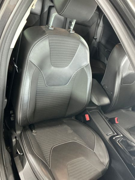 Ford Focus 1.5 TDCi Titanium 2015 – снимка 27