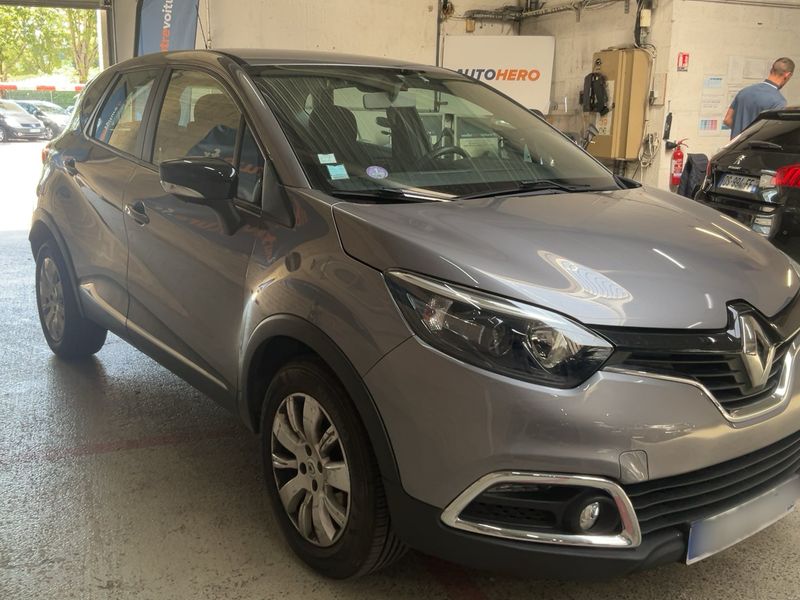 Renault Captur 1.2 TCe Zen 2015 – снимка 12