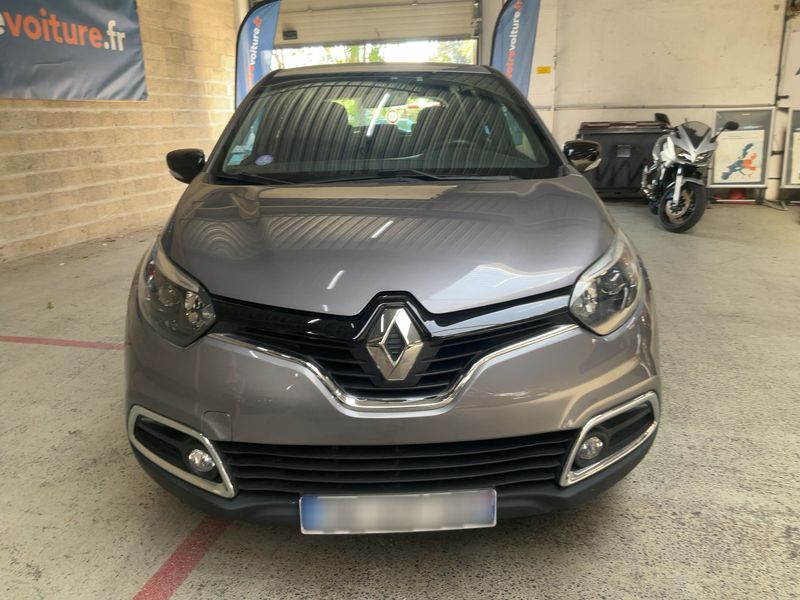 Renault Captur 1.2 TCe Zen 2015 – снимка 14