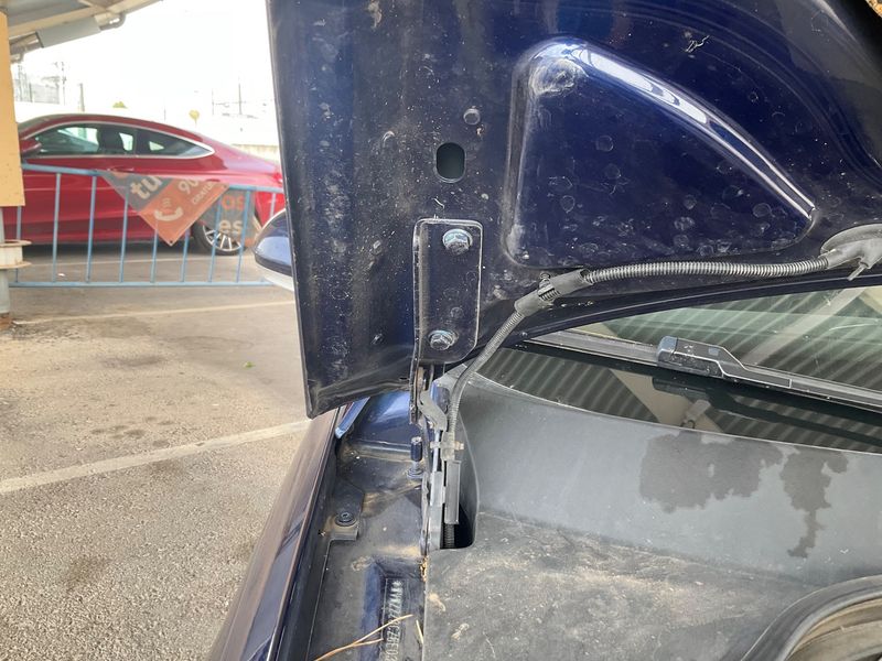 Volkswagen Passat 2.0 TDI Sportline 2005 – снимка на щета