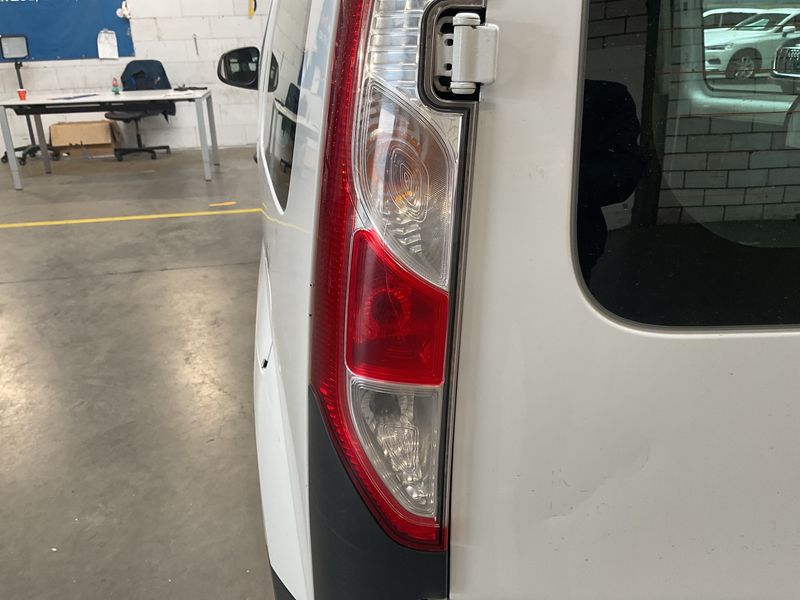 Renault Kangoo 1.5 BLUE dCi Rapid Maxi Extra 2020 – снимка 47