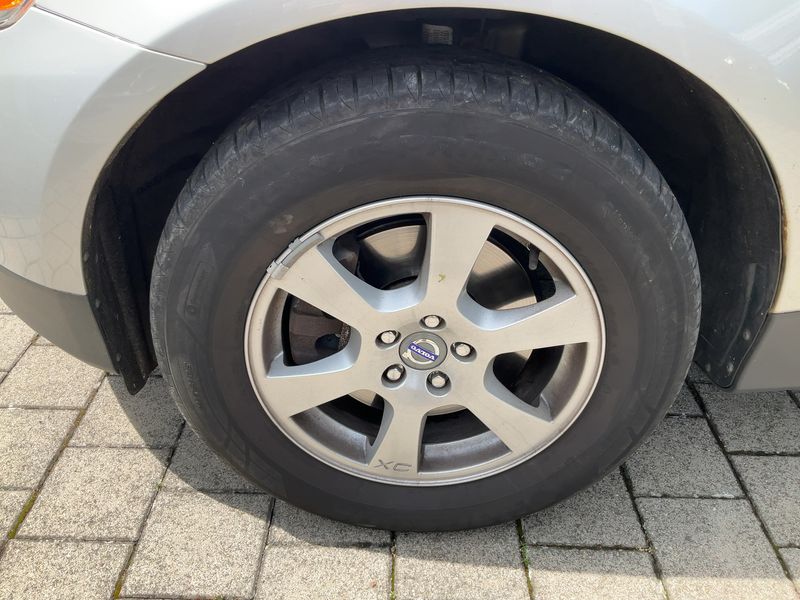Volvo XC60 2.4 D5 Momentum AWD 2011 – снимка 3