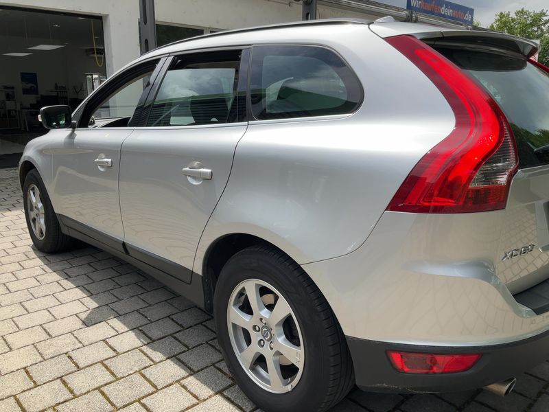 Volvo XC60 2.4 D5 Momentum AWD 2011 – снимка 6