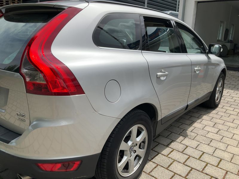 Volvo XC60 2.4 D5 Momentum AWD 2011 – снимка 8