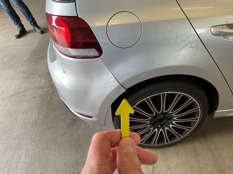 Volkswagen Golf VI 1.2 TSI Highline BlueMotion Tech 2011 – снимка на щета