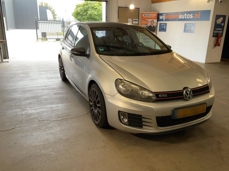 Volkswagen Golf VI 1.2 TSI Highline BlueMotion Tech 2011 – снимка 8