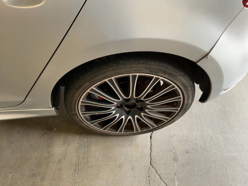 Volkswagen Golf VI 1.2 TSI Highline BlueMotion Tech 2011 – снимка 17