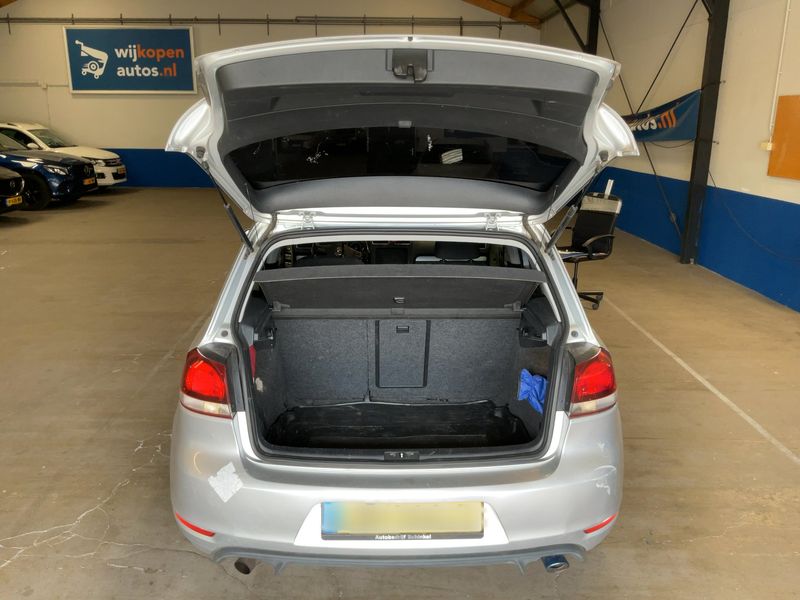 Volkswagen Golf VI 1.2 TSI Highline BlueMotion Tech 2011 – снимка 10