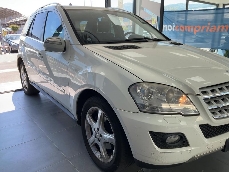 Mercedes-Benz M-Klasse ML 350 CDI 2009 – снимка 12
