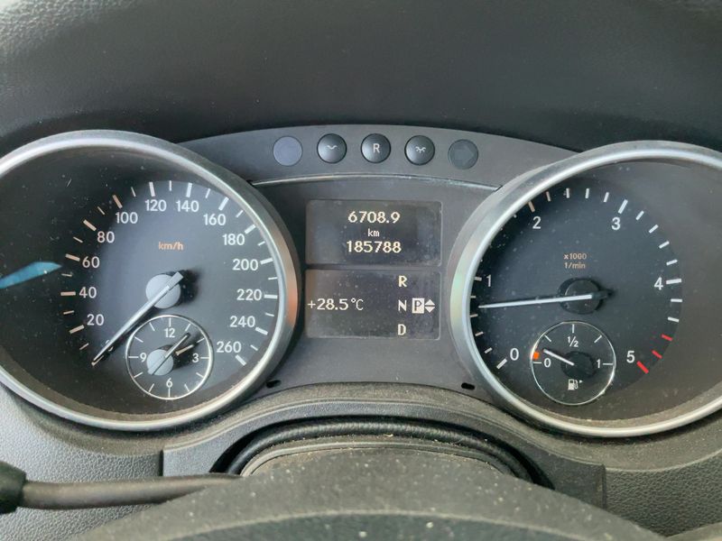 Mercedes-Benz M-Klasse ML 350 CDI 2009 – снимка 18