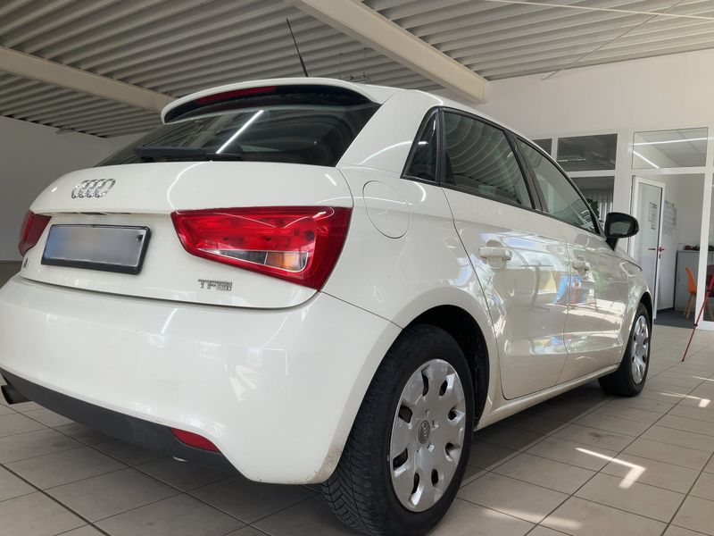 Audi A1 Sportback 1.2 TFSI Attraction 2012 – снимка 8