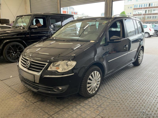 Volkswagen Touran 2.0 TDI Highline 2010 – снимка 1