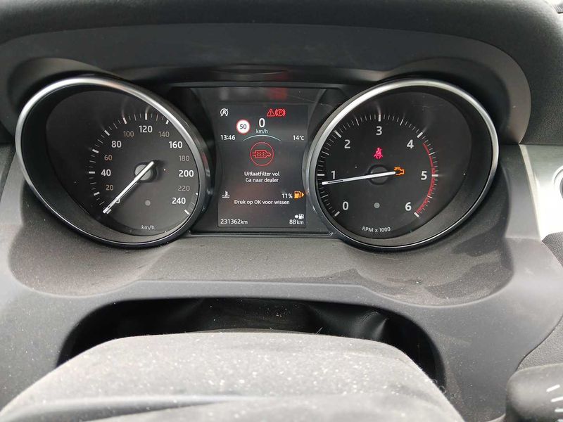 Land Rover Evoque 2.0 Td4 SE 2018 – снимка 12