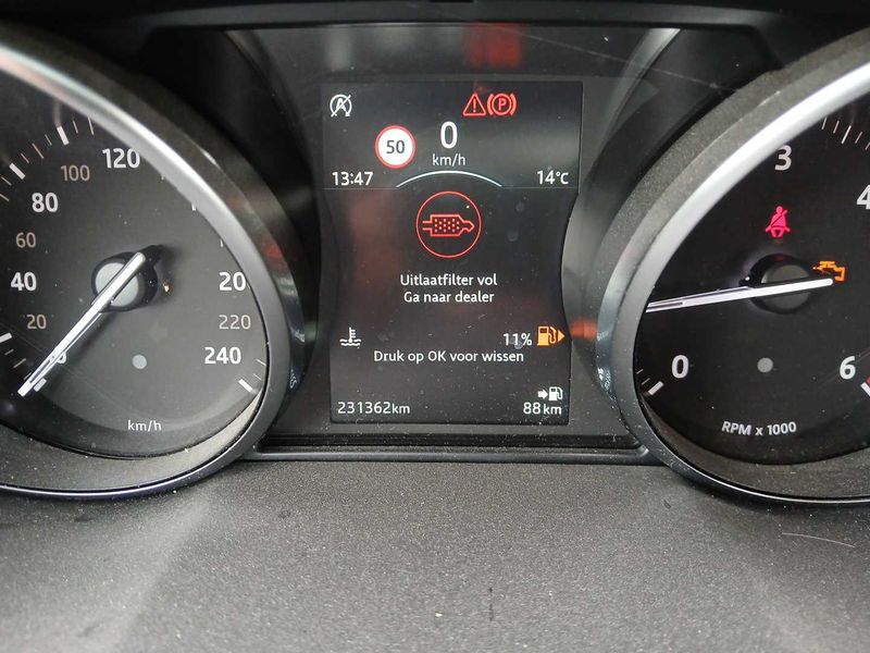 Land Rover Evoque 2.0 Td4 SE 2018 – снимка 33