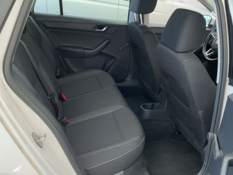 Skoda Rapid Spaceback 1.2 TSI Ambition 2015 – снимка 19