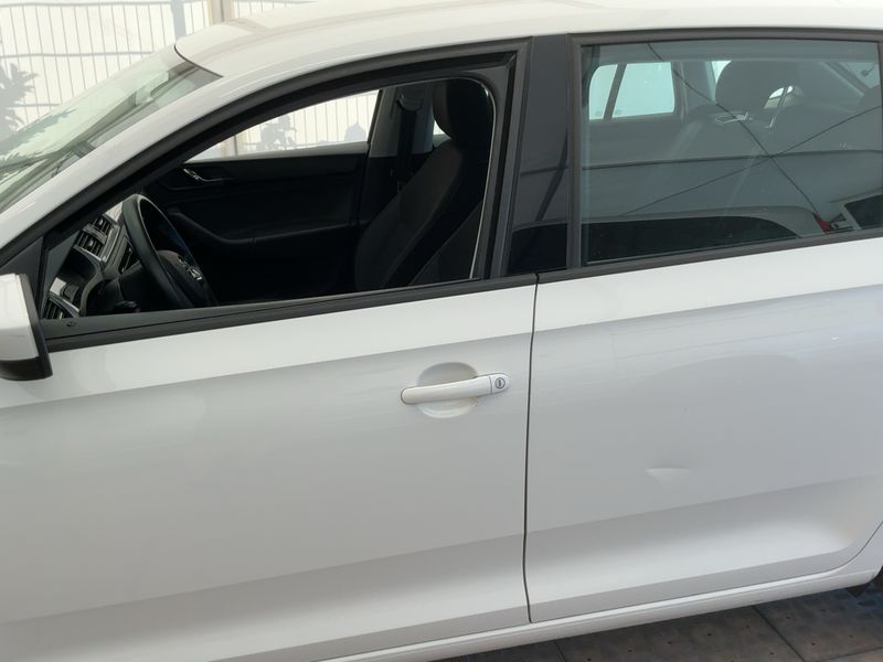 Skoda Rapid Spaceback 1.2 TSI Ambition 2015 – снимка 4