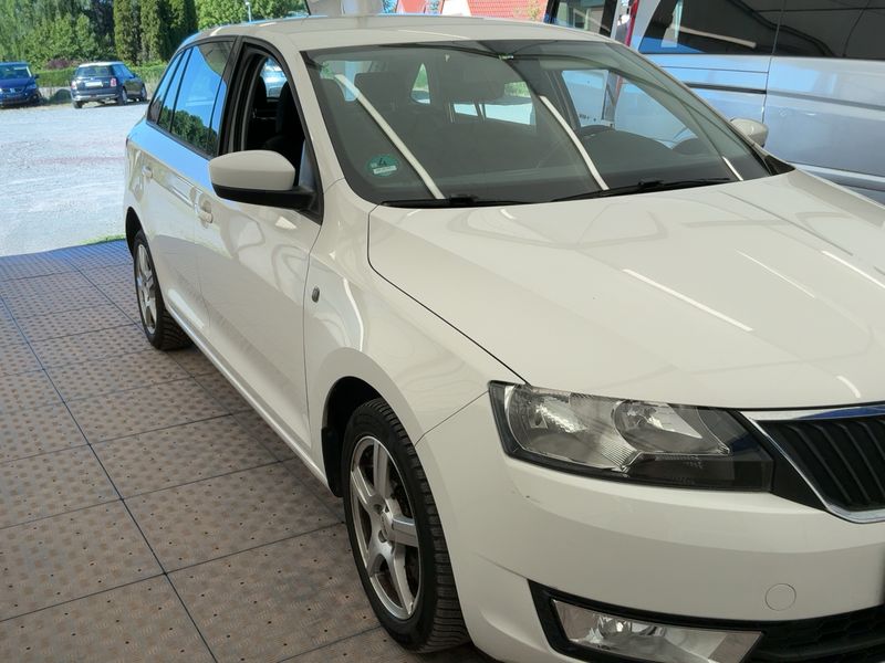 Skoda Rapid Spaceback 1.2 TSI Ambition 2015 – снимка 12