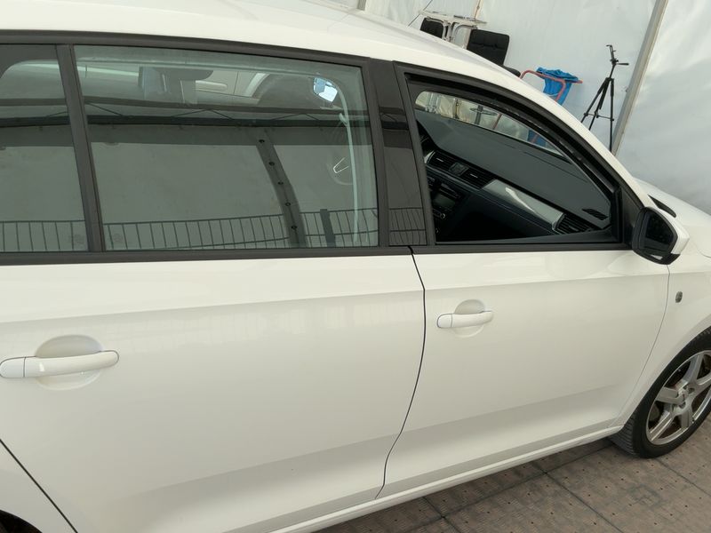 Skoda Rapid Spaceback 1.2 TSI Ambition 2015 – снимка 10
