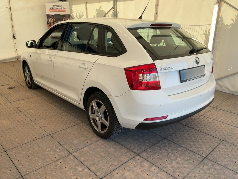 Skoda Rapid Spaceback 1.2 TSI Ambition 2015 – снимка 8