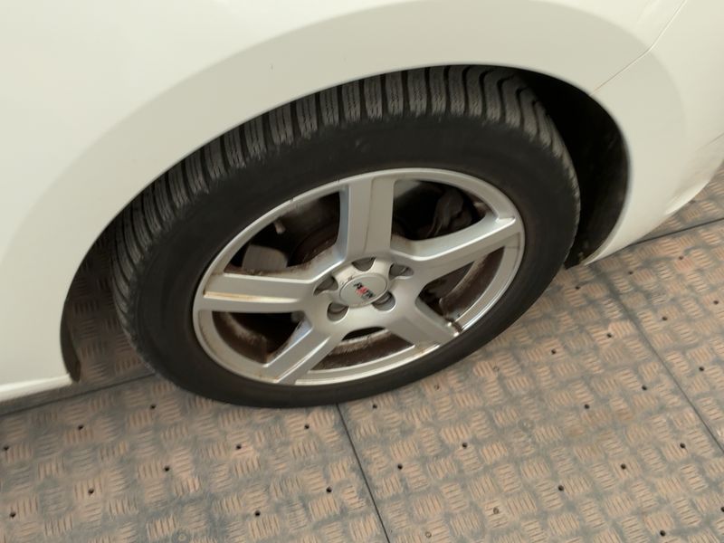 Skoda Rapid Spaceback 1.2 TSI Ambition 2015 – снимка 11