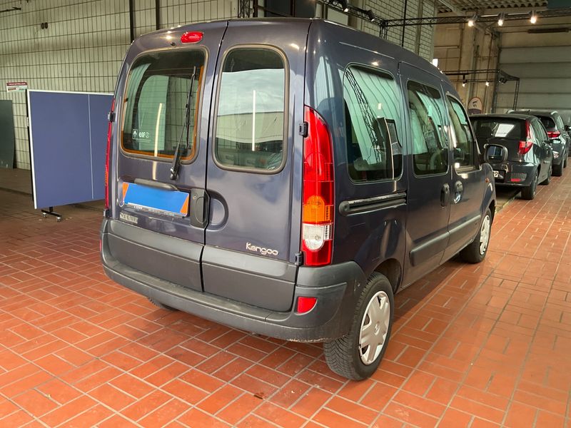 Renault Kangoo 1.2 Authentique 2005 – снимка 2